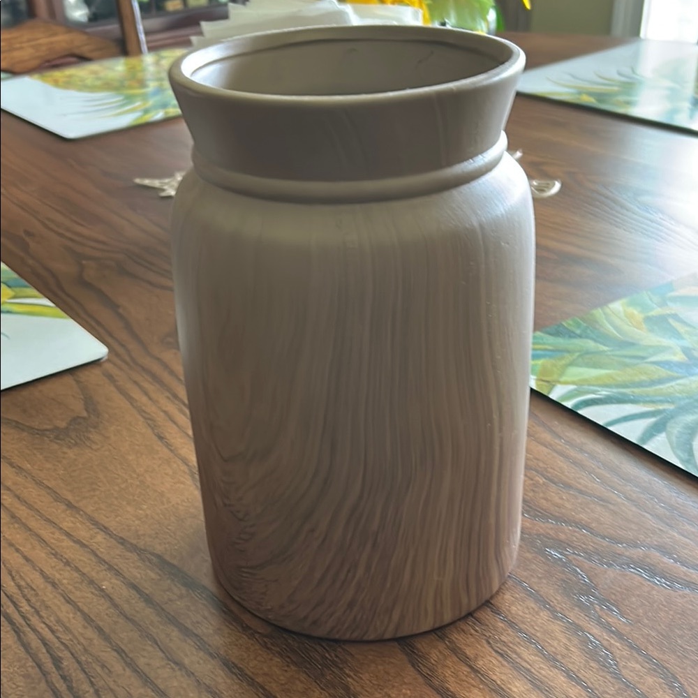 Ashland Tan Vase Modern Accent